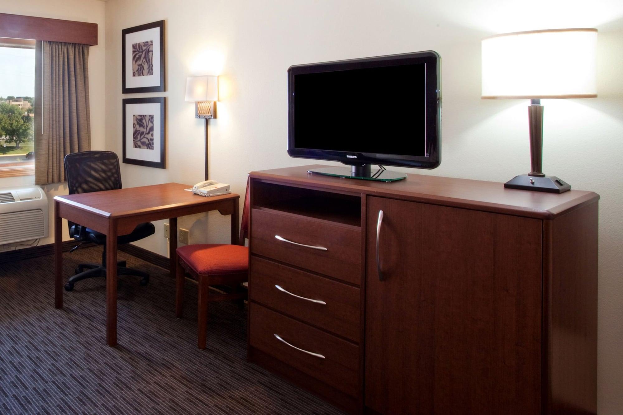 Americinn By Wyndham Bay City Exterior photo